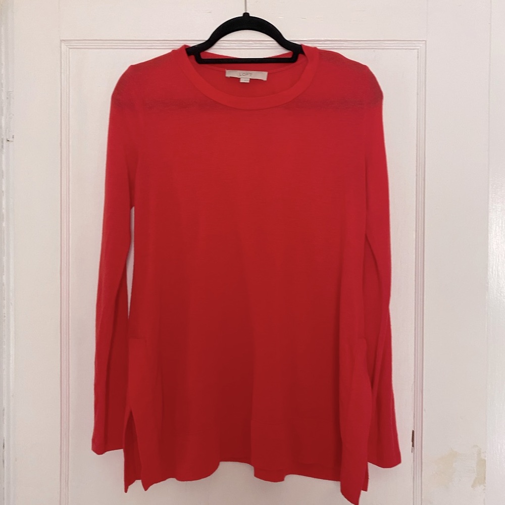 Loft tunic with side slits